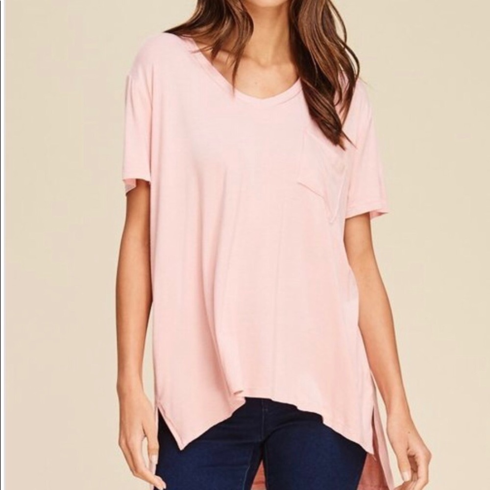 1 LEFT// Bamboo Pocket V Neck